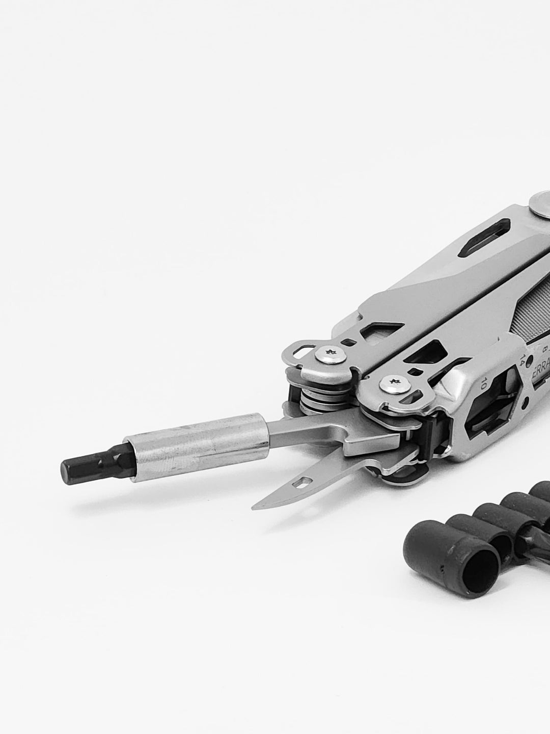 TerraTAC™ X14 MKII EDC Multitool (with Free Laser Engraving)