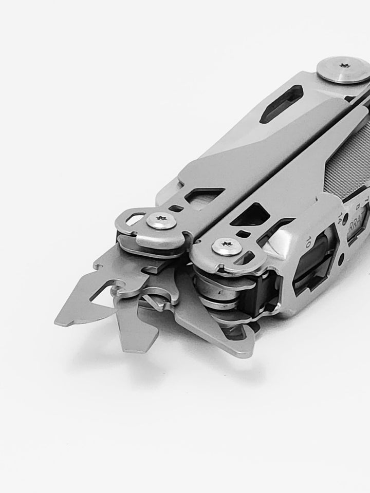 TerraTAC™ X14 MKII EDC Multitool (with Free Laser Engraving)